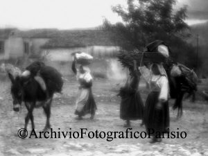 Il ritorno - 1923 ca. Lastra al Bromuro d’argento 10x15