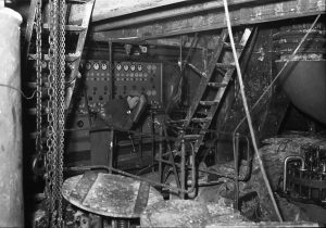 Archivio Fotografico Parisio Fondo Troncone - Motonave Campania Felix: lavori interni, 1952 Negativo al bromuro d’argento 6x9