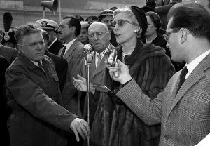 Archivio Fotografico Parisio Fondo Troncone - Varo corvetta Airone: la madrina Clare Boothe Luce, 1954 Negativo al bromuro d’argento 6x9
